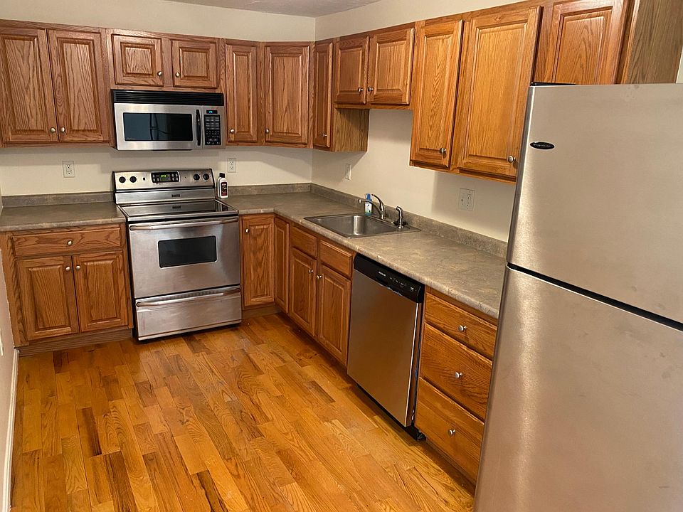 1st image of 100 Lawrence St Unit 13