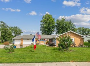 104 S Highland St, Russell, IA 50238