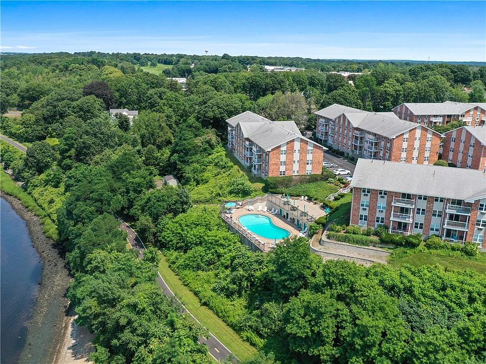 25 Bullocks Point Ave APT 5A, Riverside, RI 02915 Zillow