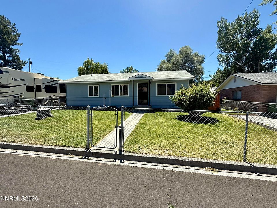 1st image of 1652 Lahontan Ave