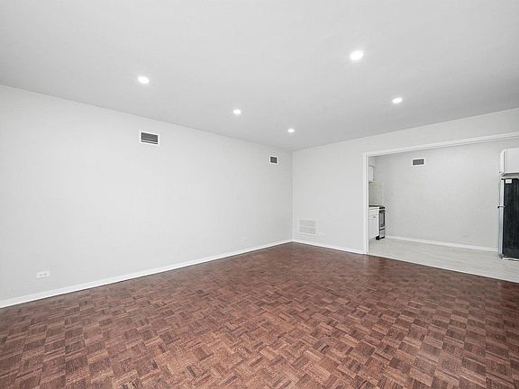 5th image of 8701 S Mozart Ave APT 3