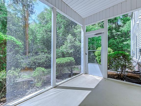 4th image of 4437 Lady Banks Ln. #E1