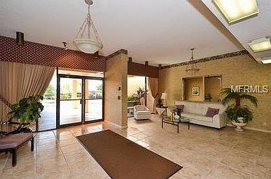 4th image of 7400 Sun Island Dr #610