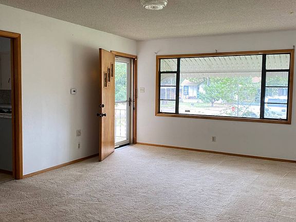 5th image of 1223 S 5th St
