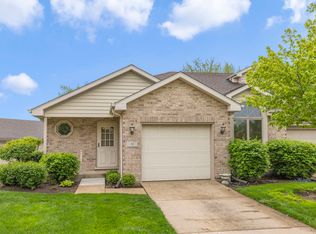 9 Warner Cir, Lemont, IL 60439