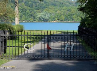14119 Harbour Pl, Prospect, KY 40059
