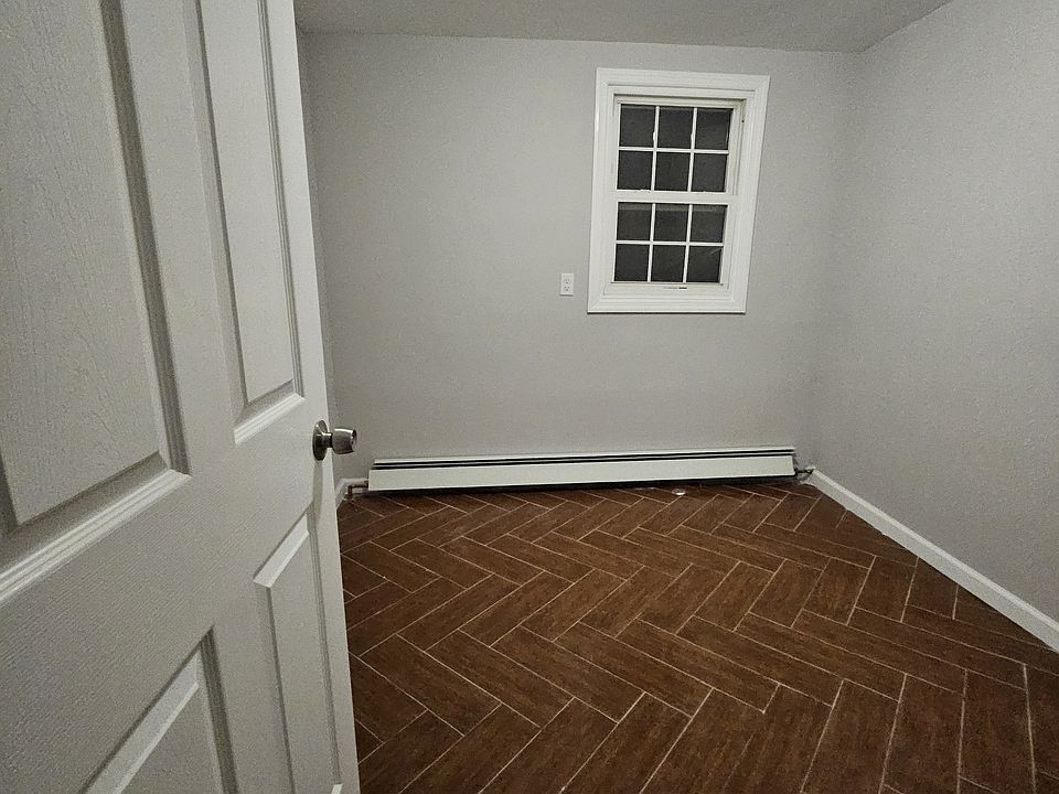 Building Photo 3