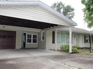 3316 N 10th St, Terre haute, IN 47804