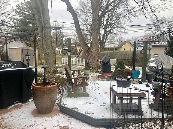 3rd image of 469 Canterwood Ct