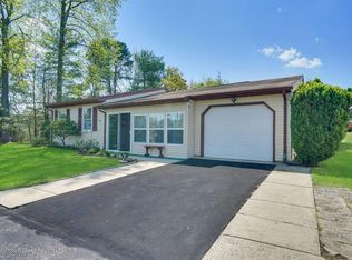 27 Churchill Rd #71, Manchester Township, NJ 08759