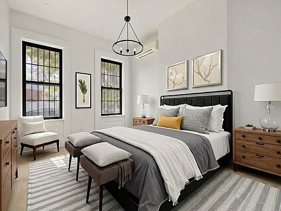 3rd image of 169 Montrose Ave APT 1