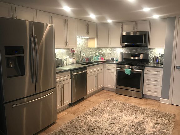 5th image of 15721 Foxbend Ct APT 2E