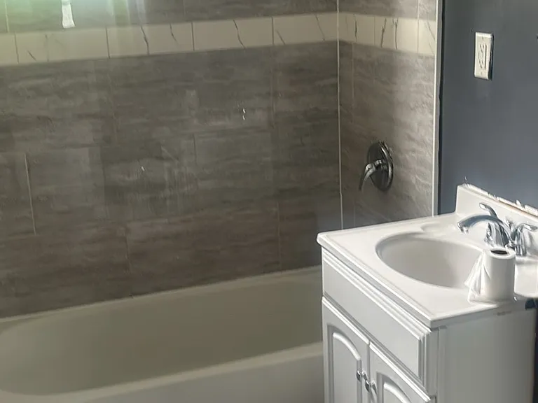262 Pleasant St #2 — Photo 5