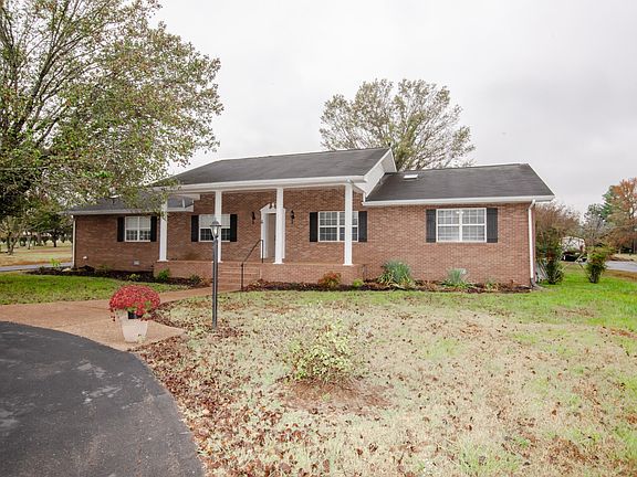 2nd image of 1704 S Cannon Blvd