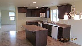 5th image of 3417 Estrella Dr