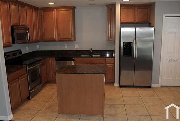 2nd image of 3339 Thistledown Ln