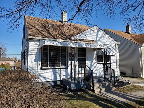 2nd image of 1866 White Ave