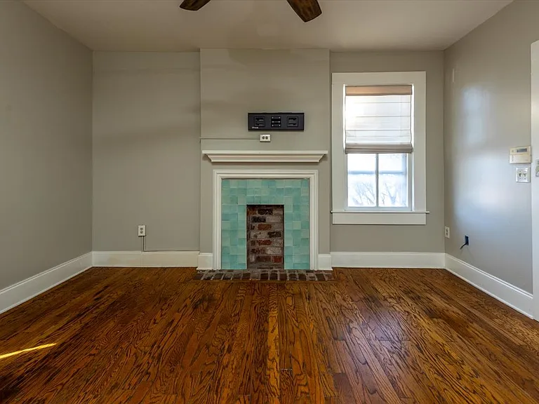 384 Mulberry St #203 — Photo 9