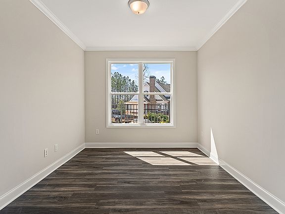 5th image of 201 Beckton Cir