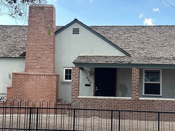 2nd image of 608 S 8th Ave