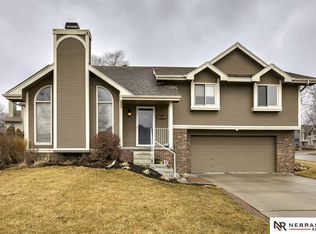 15050 Bedford Ave, Omaha, NE 68116