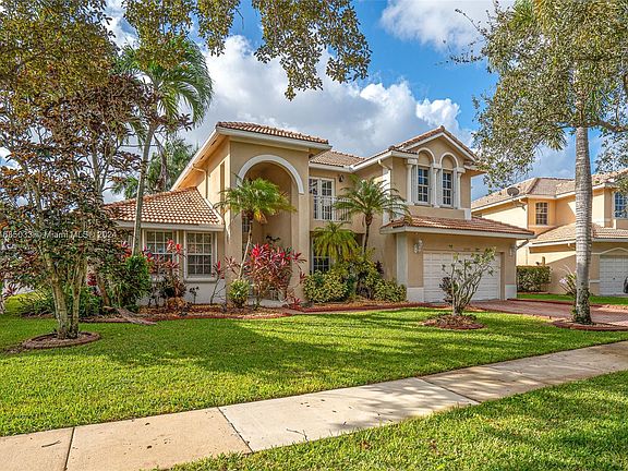 5th image of 16560 NW 11th Ct