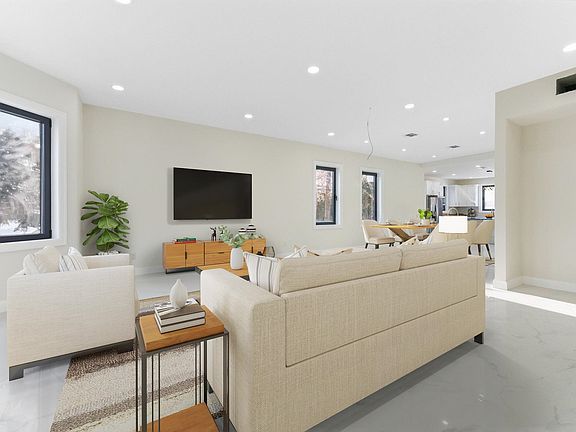 4th image of 703 3rd St