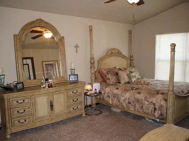3730 Ravenwood Cir — Photo 4