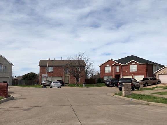 4th image of 1506 Sky Lake Ct
