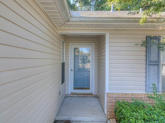3rd image of 179 Mirabelle Cir