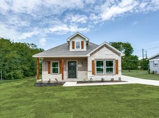 228 Chevy Chase Dr S, Fort Worth, TX 76134