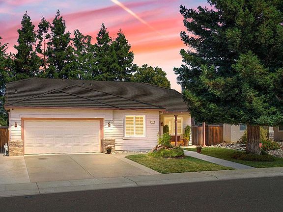 2nd image of 2340 Marina Glen Way