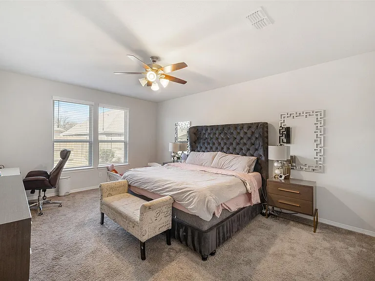 1811 Smithers Landing Dr — Photo 17