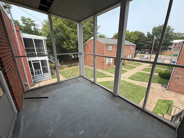 3532 Floyd Avenue — Photo 33