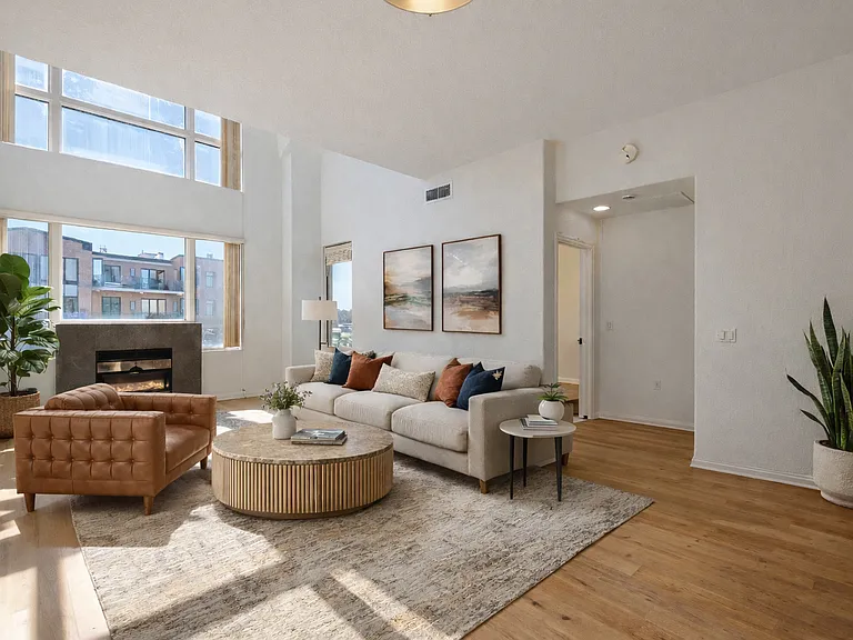 17 W Vernon Ave #612 — Photo 1