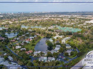 217 Bobolink Way #217B, Naples, FL 34105