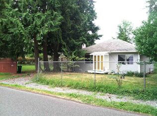 2725 NE 137th St, Seattle, WA 98125