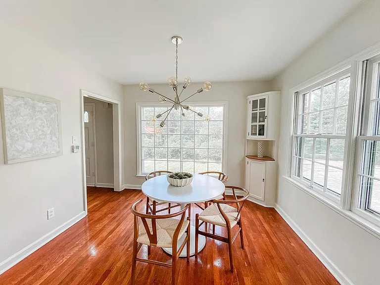 5404 Ingersoll Ave — Photo 4