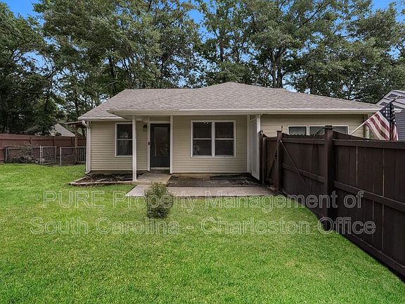 3rd image of 312 Macgregor Dr