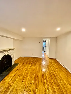 Rented by CMV Realty Inc. | media 25