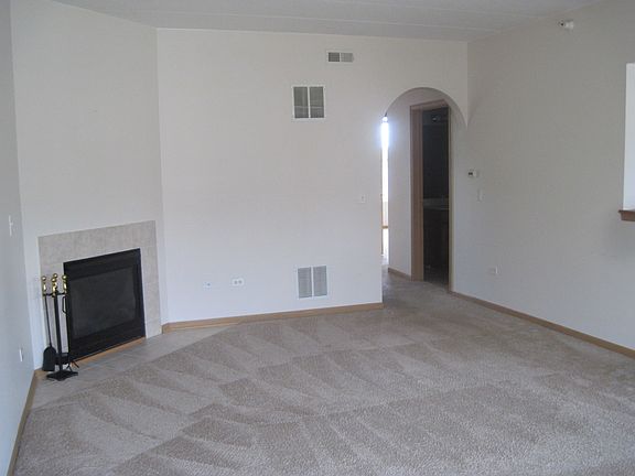 3rd image of 16611 Liberty Cir #2