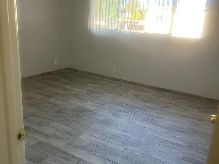 1260 W. Stoneridge Ct. — Photo 22