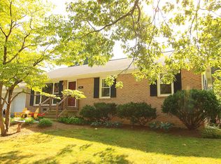 244 Packett Dr, Charles Town, WV