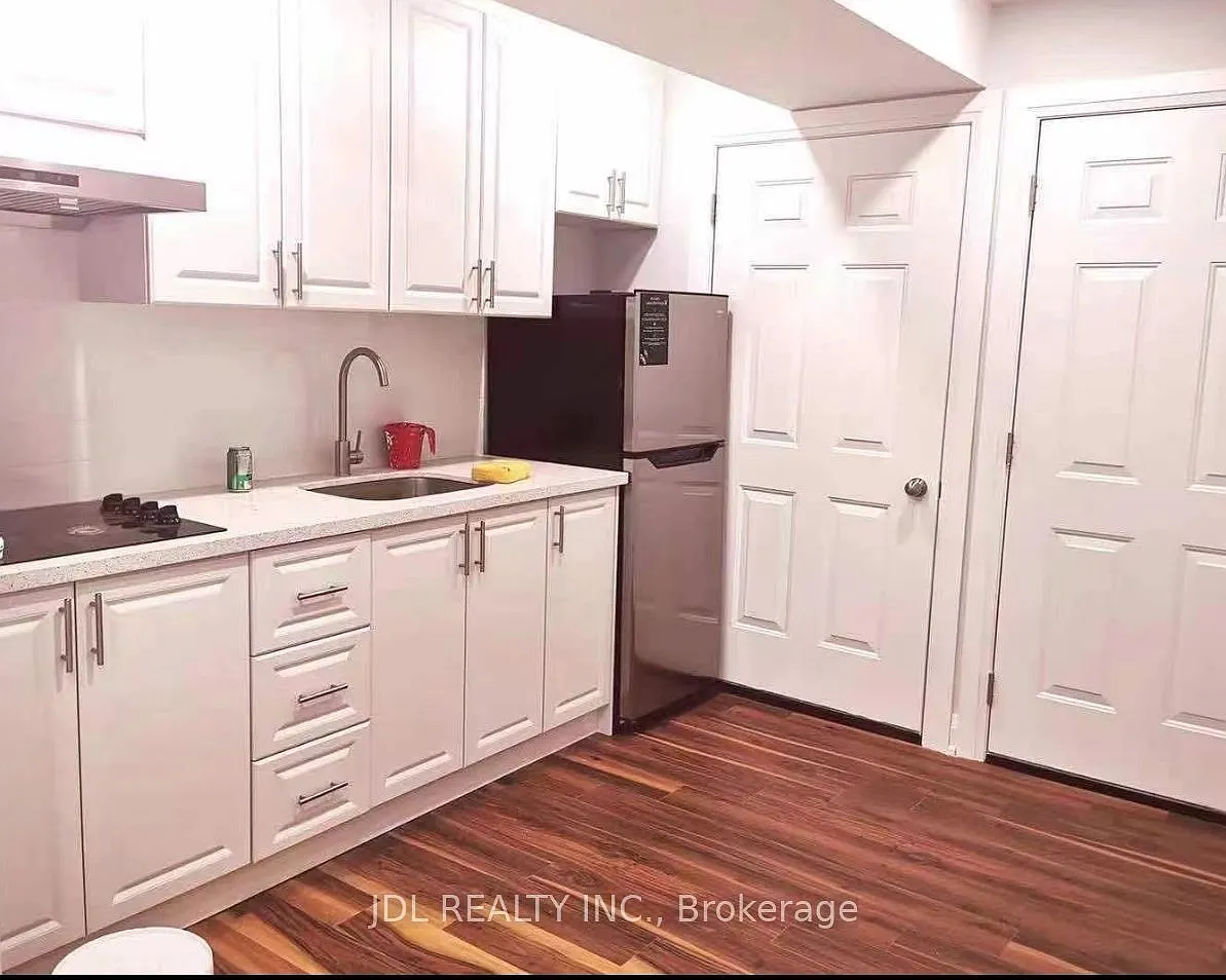 1 bed, $1,020 — Photo 3