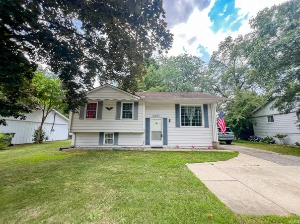 3207 E Bristol St, Elkhart, IN 46514