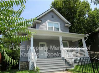 1016 SW College Ave, Topeka, KS 66604