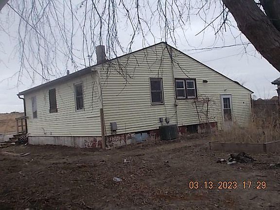 4th image of 530 Benson St