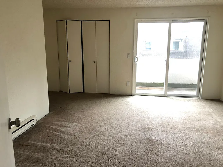 227 Dorn Ave #2 — Photo 9