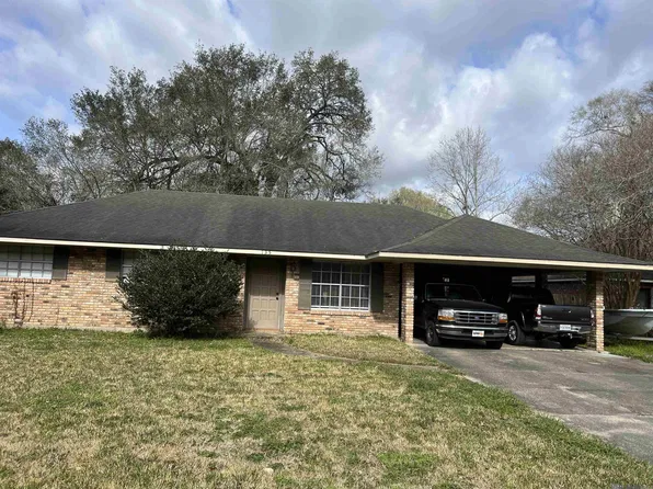 135 Seyburn Dr, Baton Rouge, LA 70808
