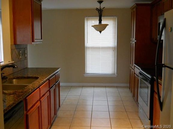 5th image of 8516 Glenway Ct
